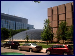 Hyde Park, University 65 - The Joe and Rika Mansueto Library and Regenstein Library, E 57th St